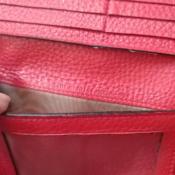 Fendi purse..FIRM - Picture 5 of 10